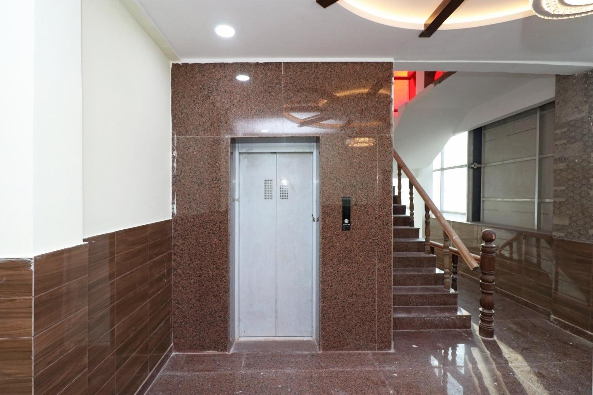 Hotel Centre Point Gorakhpur Exterior foto